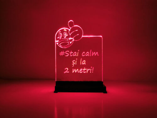 2m red lampă luminoasă de atenționare, transparentă, cu mesajul "#stai calm și la 2 metri".